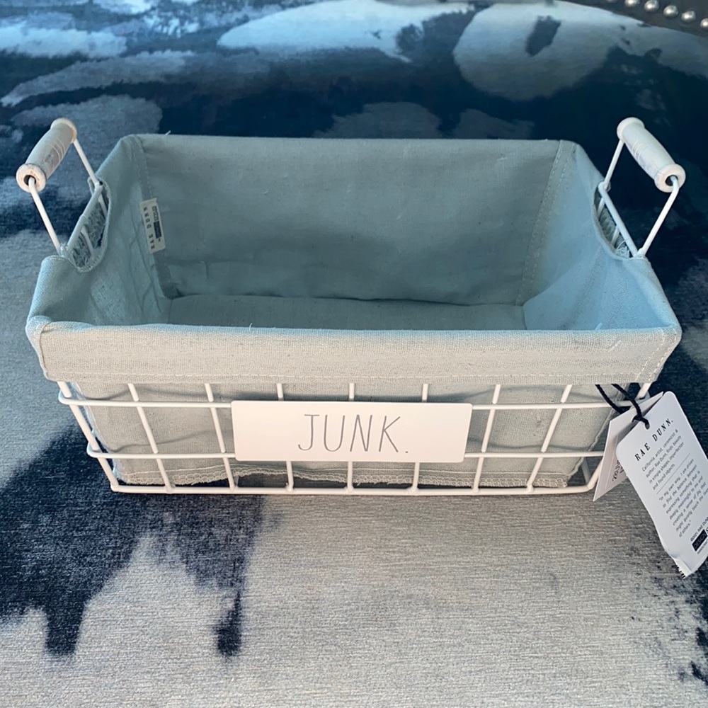 NWT Rae Dunn Junk Wire Basket